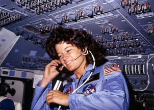 26 de Maio - 1951 – Sally Ride, astronauta estadunidense.