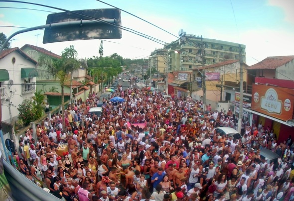 26 de Maio - Bloco do Beijo no Carnaval - Maricá (RJ) 203 Anos